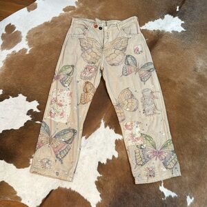 Magnolia Pearl Butterfly Appliqué Denim Jeans Ranchero Mariposa Print
